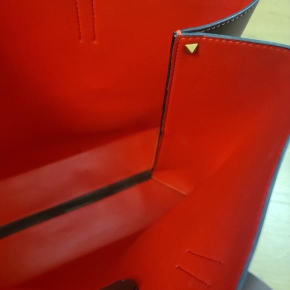 VALENTINO Burgundy Leather V-Ring Tote Bag - Picture 8 of 16